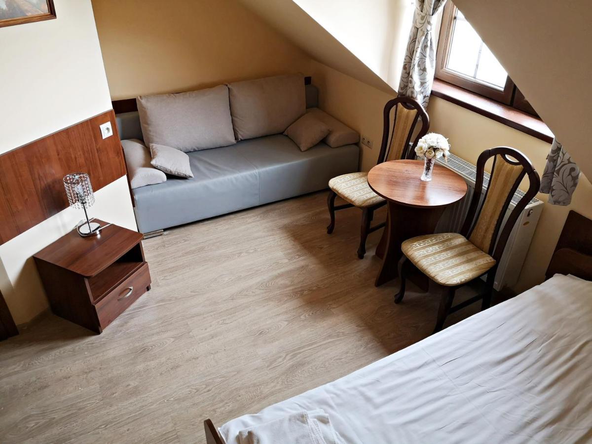 Hotel Viwaldi Baruchowo Bagian luar foto
