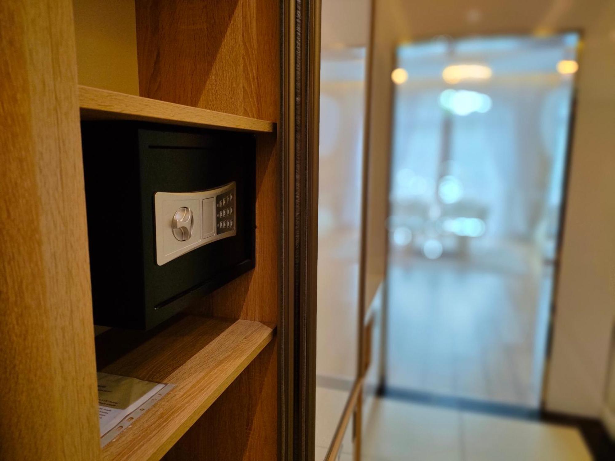 Hotel Viwaldi Baruchowo Bagian luar foto