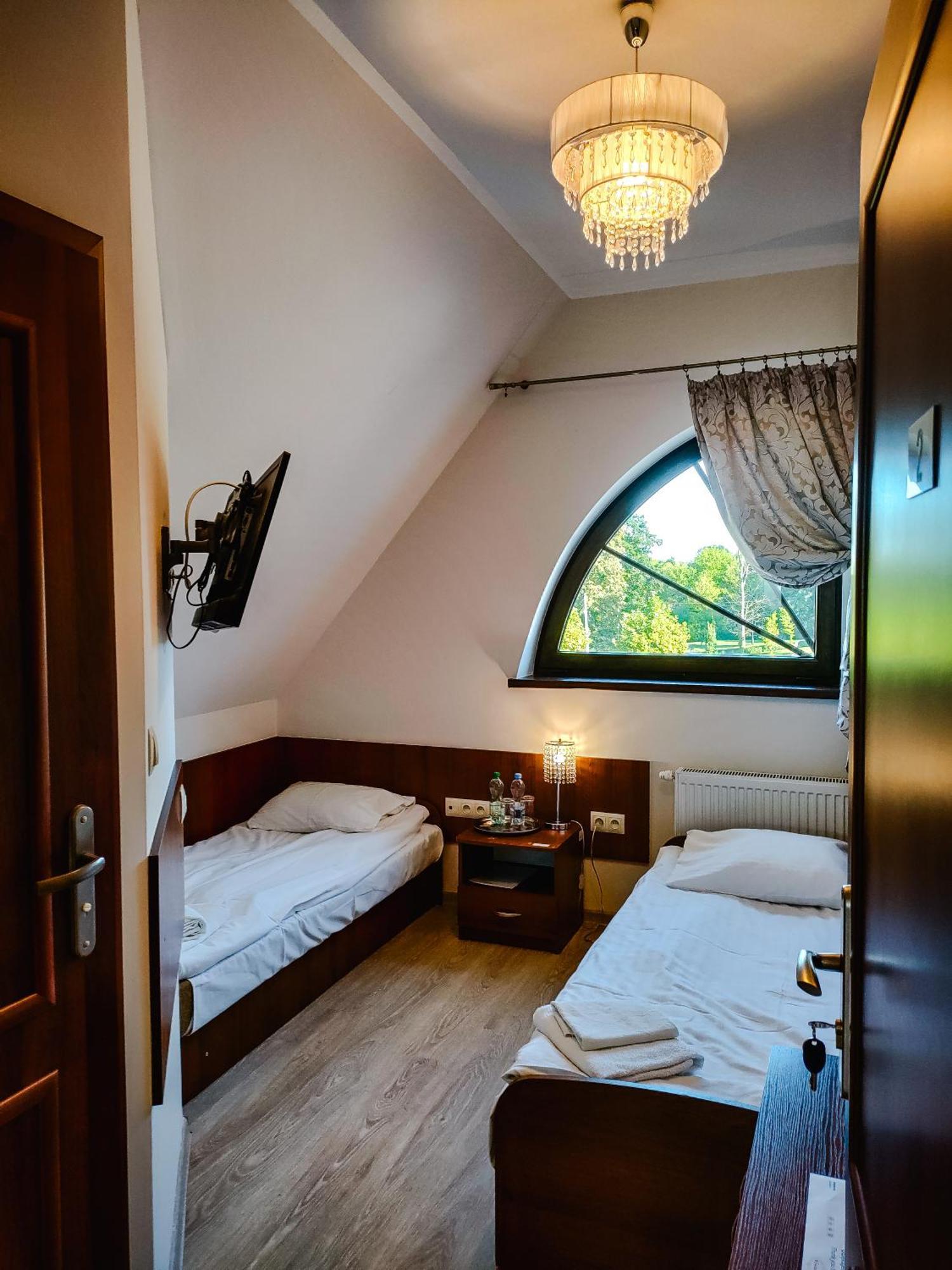 Hotel Viwaldi Baruchowo Bagian luar foto