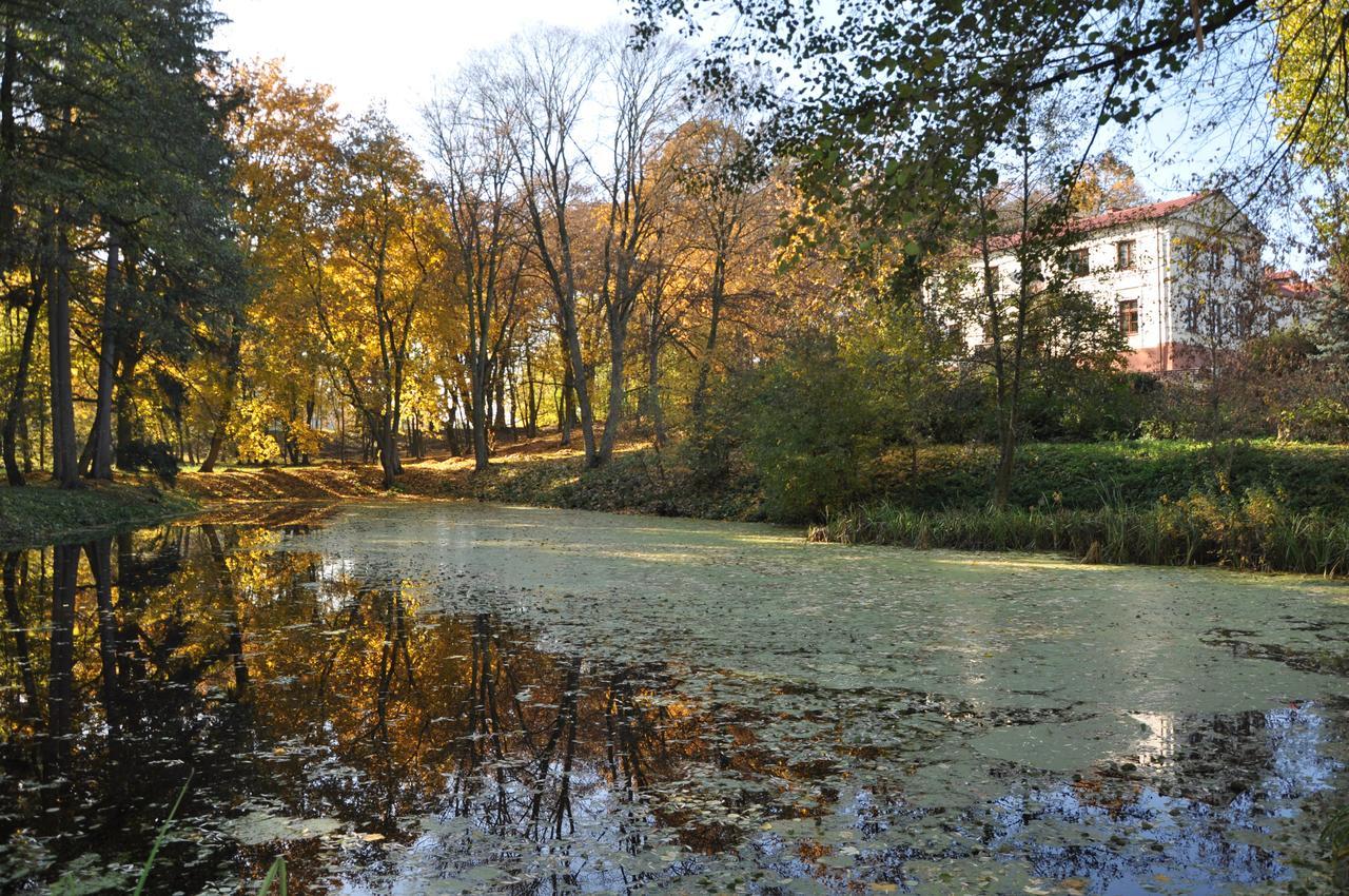 Hotel Viwaldi Baruchowo Bagian luar foto