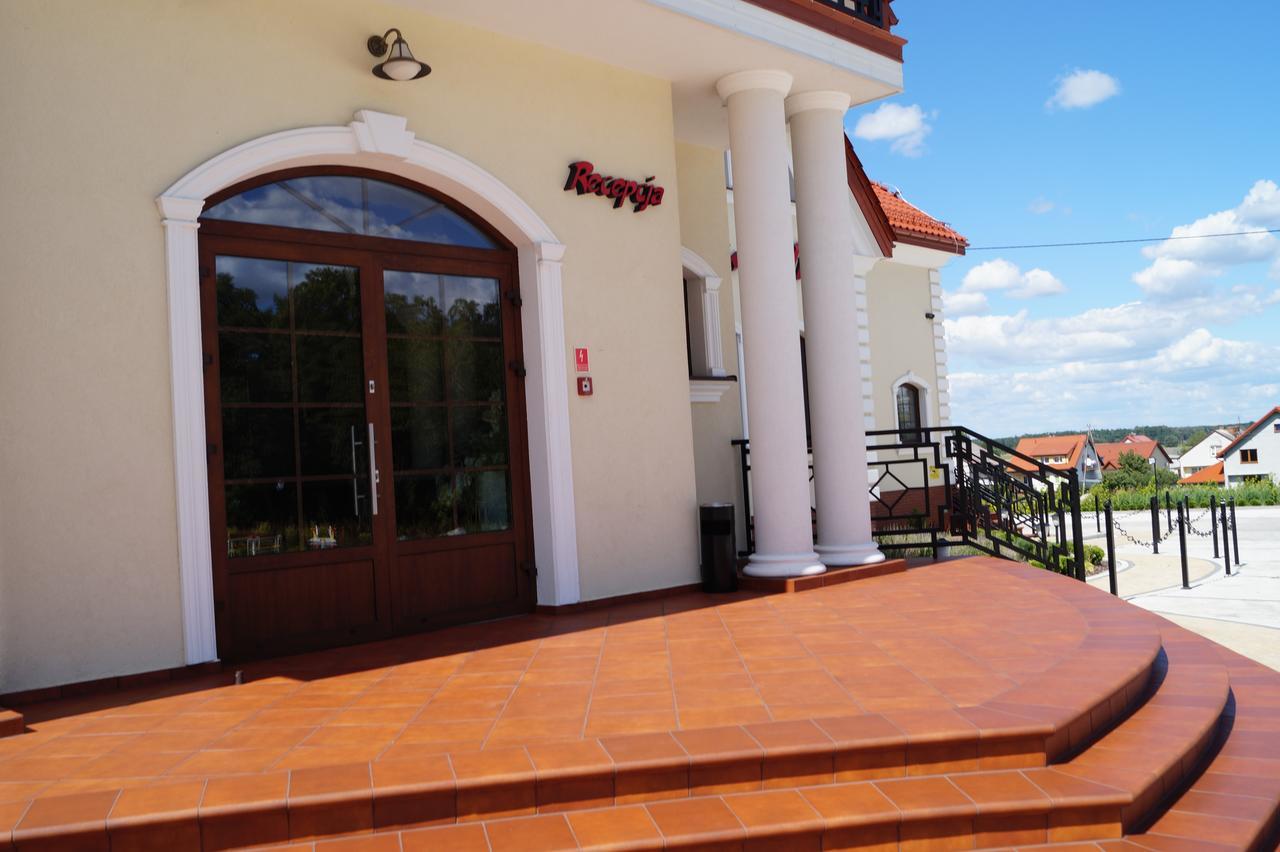 Hotel Viwaldi Baruchowo Bagian luar foto